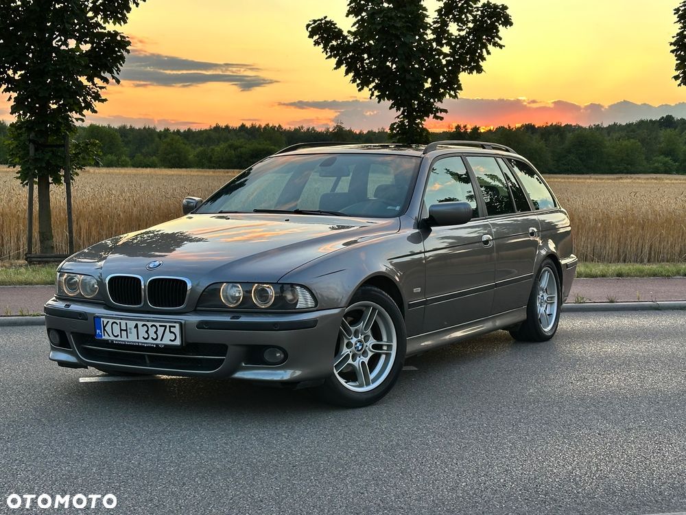 BMW Seria 5 520i Touring Edition Sport - 2