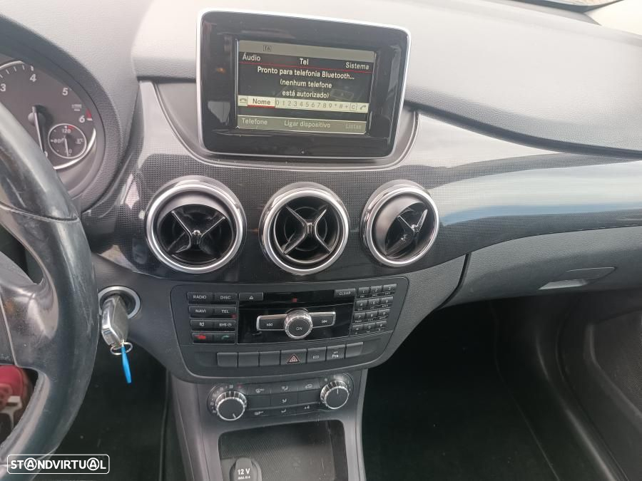Mercedes-Benz B 180 CDi BlueEfficiency - 7