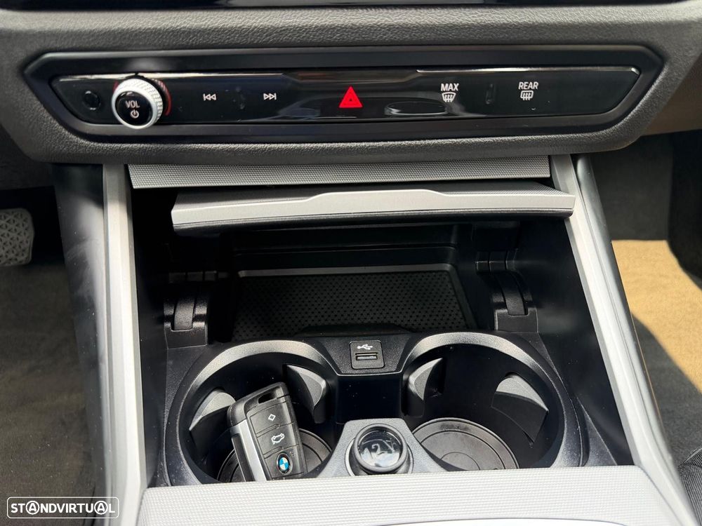 BMW 320 e Auto - 25