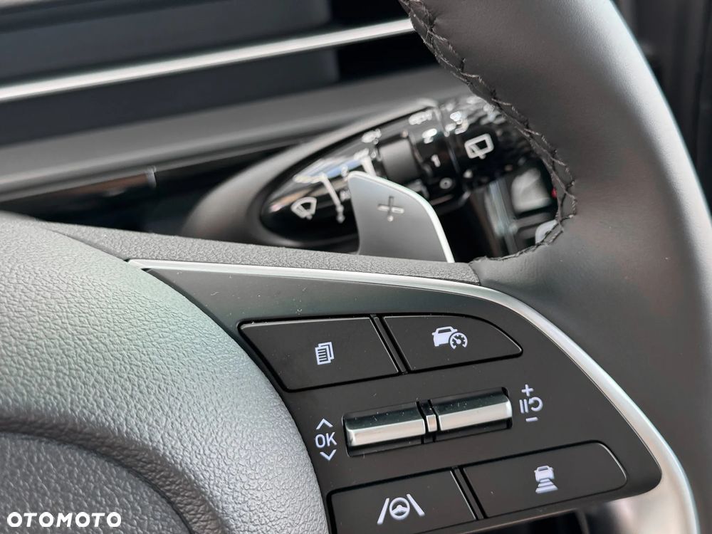 Hyundai Staria 1.6 T-GDI HEV Smart Business - 17