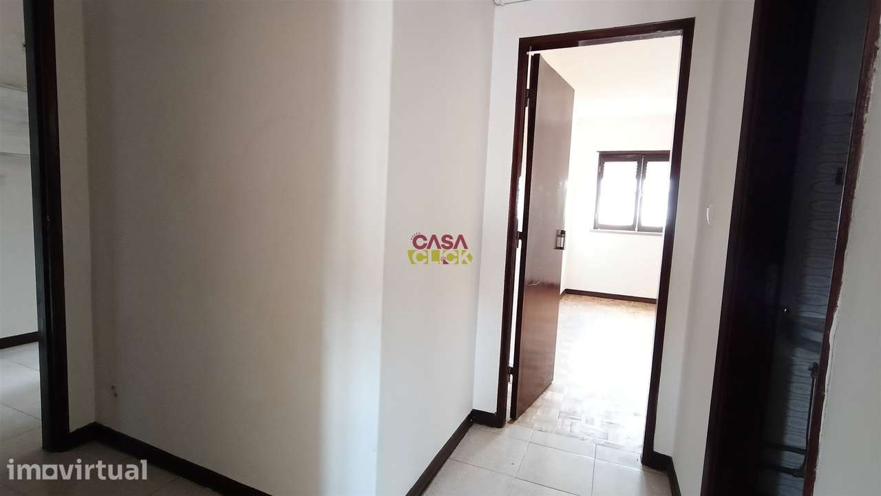 Apartamento T3 Venda em Torres Novas (São Pedro), Lapas e Ribeira Bran - Grande imagem: 4/37