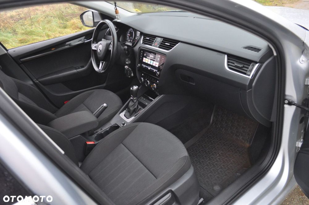 Skoda Octavia - 8
