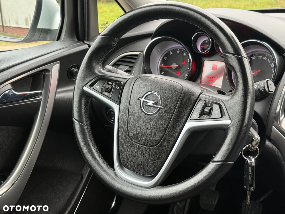 Opel Astra 1.4 Turbo Innovation - 24