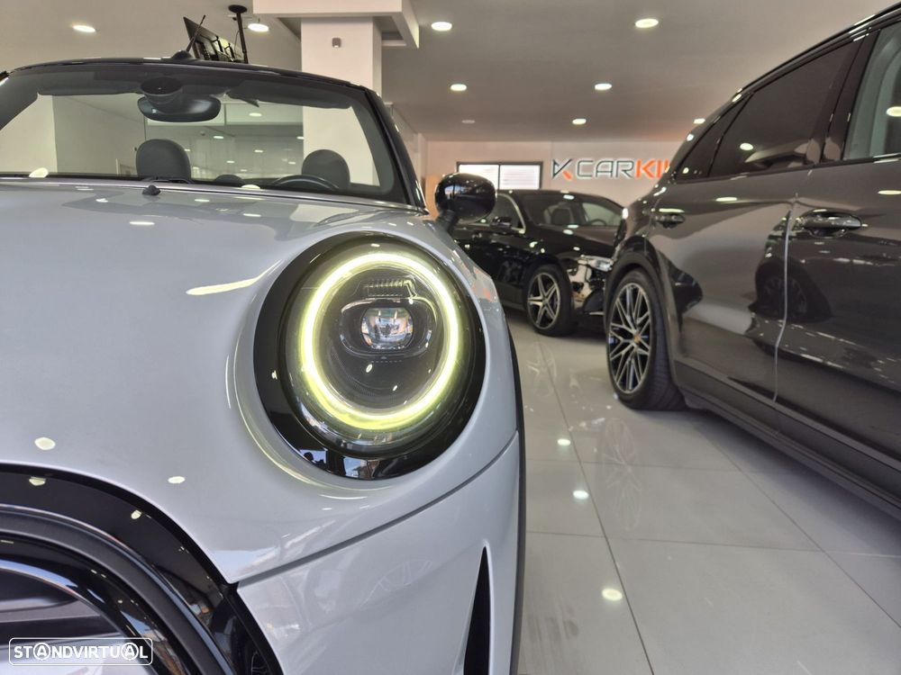 MINI Cabrio Cooper Premium Extra Essential Auto - 15