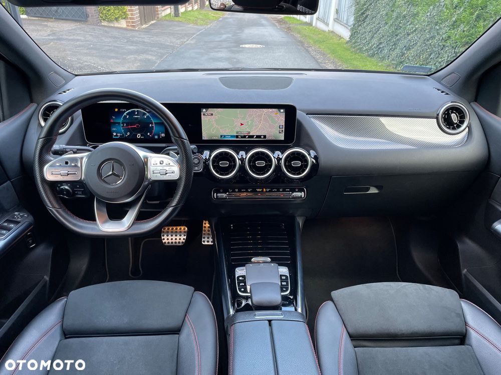 Mercedes-Benz Klasa B 200 d AMG Line 8G-DCT - 16