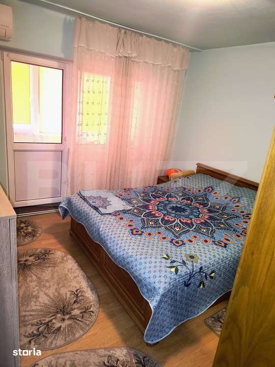 Apartament cu 3 camere, decomandat, 66 mp, etaj 4 - Dej — fotografia 3