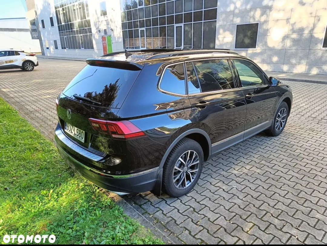 Volkswagen Tiguan - 5