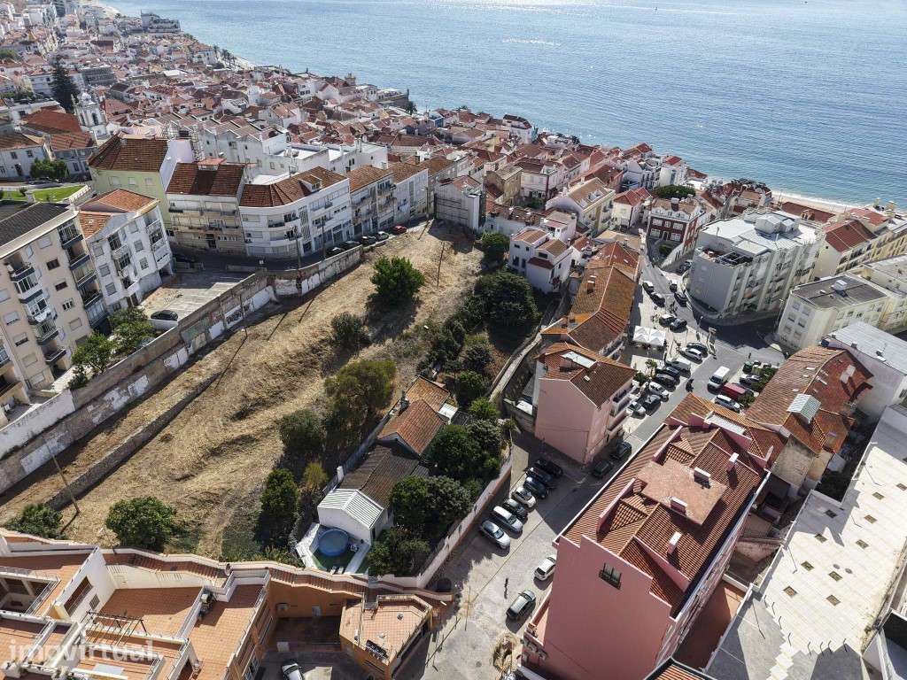 Terreno com Projeto de Empreendimento Exclusivo na Concha de Sesimbra - Grande imagem: 2/15