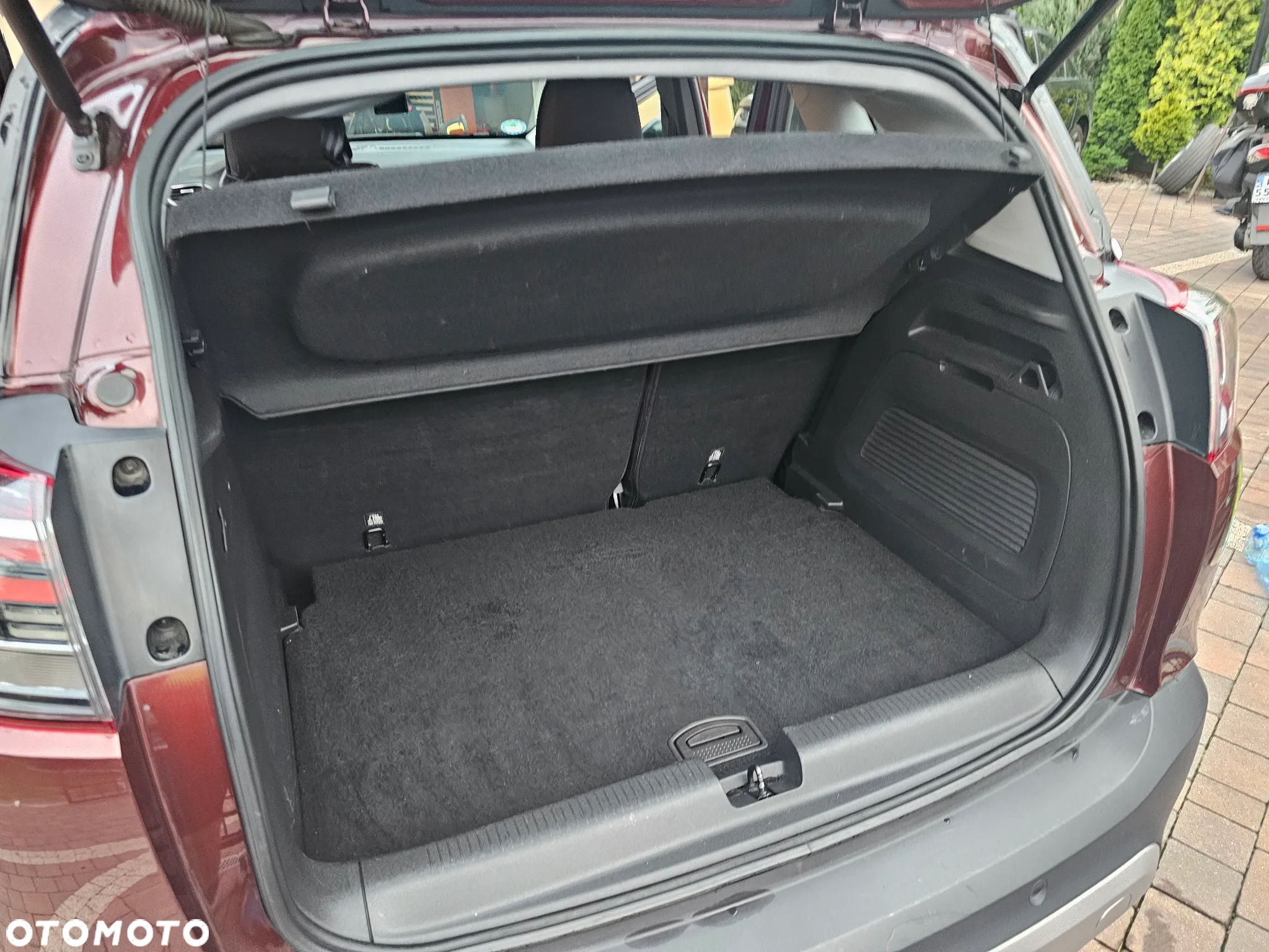 Opel Crossland X - 11