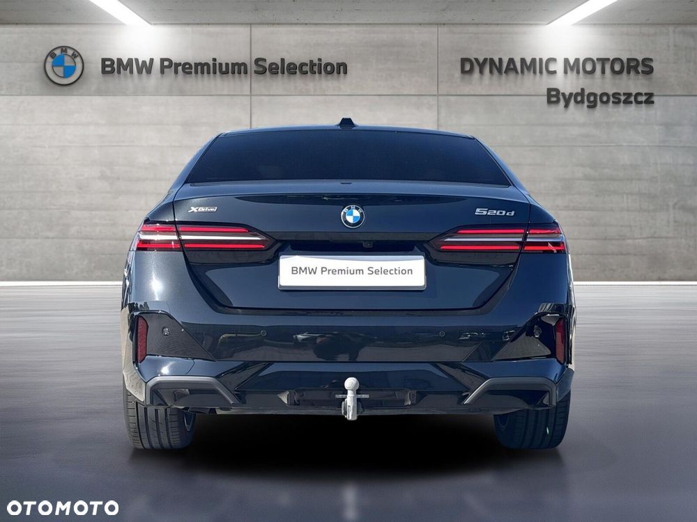 BMW Seria 5 520d xDrive mHEV M Sport - 6
