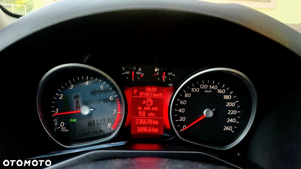 Ford Mondeo 2.0 T Platinium X Plus (Titanium) MPS6 - 14