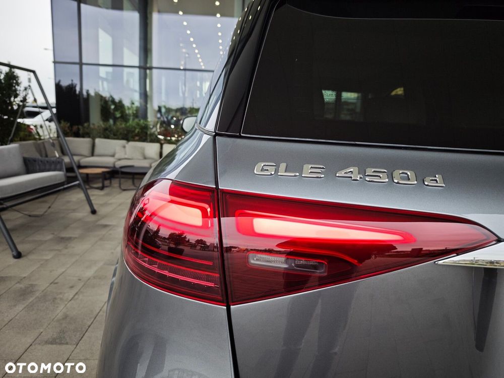 Mercedes-Benz GLE - 37