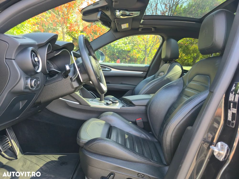 Alfa Romeo Stelvio 2.0 Turbo 16V AT8-Q4 Super - 15