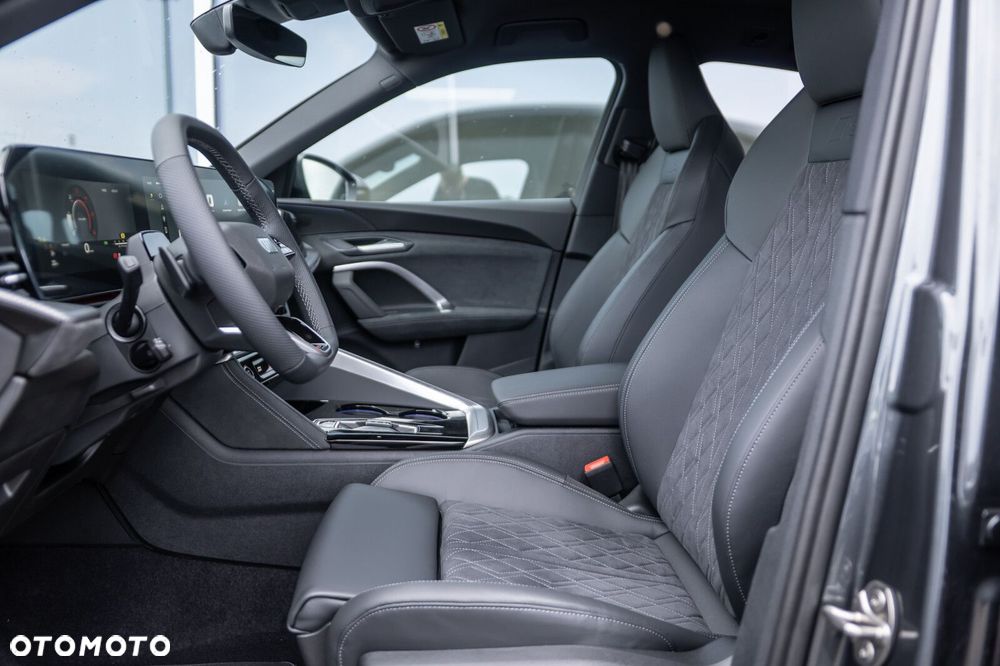 Audi Q5 Sportback - 18