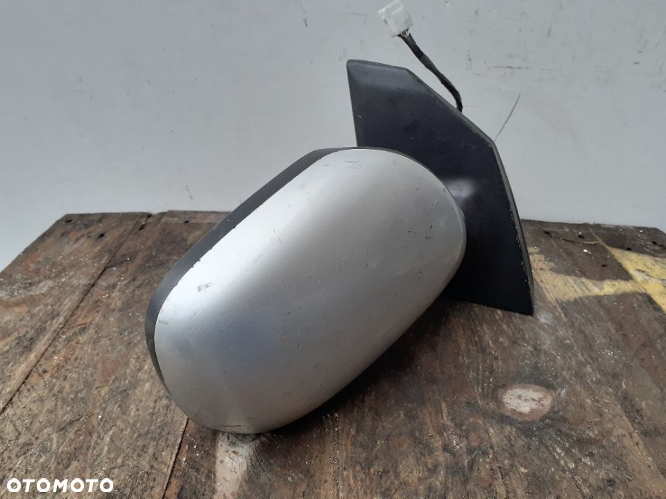 LUSTERKO ELEKTRYCZNE PRAWE TOYOTA COROLLA E12 6PIN 199 - 2