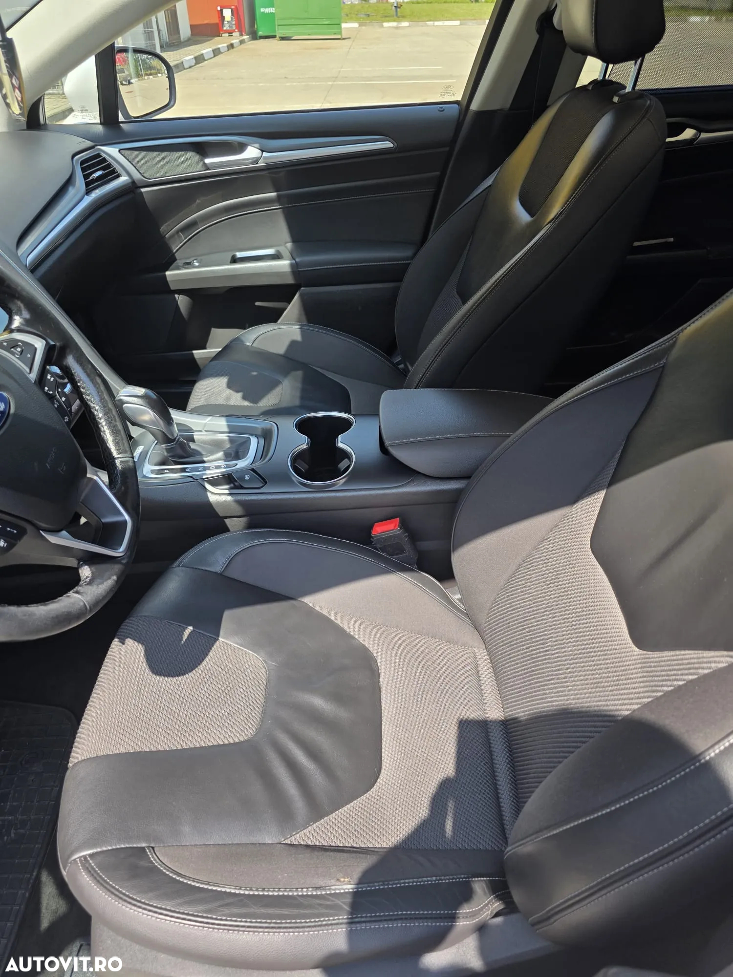 Ford Mondeo 2.0 TDCi Powershift AWD ST Line High - 20