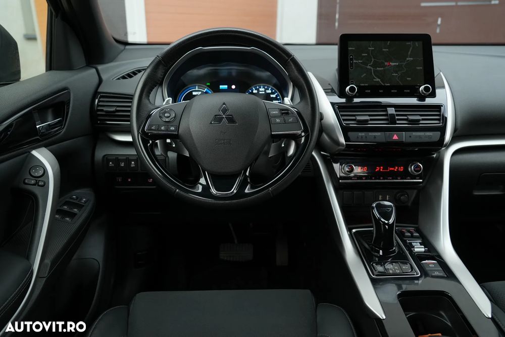 Mitsubishi Eclipse-Cross 4WD Top - 11