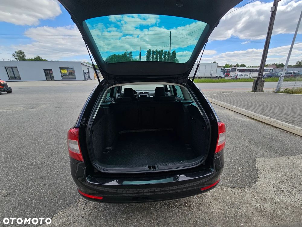 Skoda Octavia 1.6 TDI Ambiente - 16