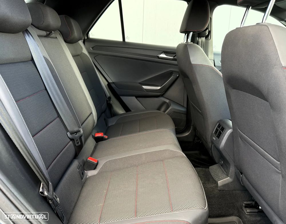 VW T-Roc 1.5 TSI Sport DSG - 31