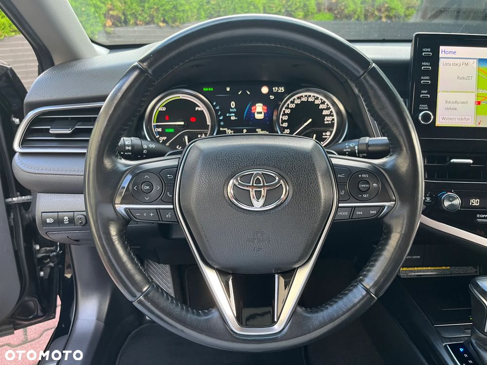 Toyota Camry 2.5 Hybrid Executive CVT - 14