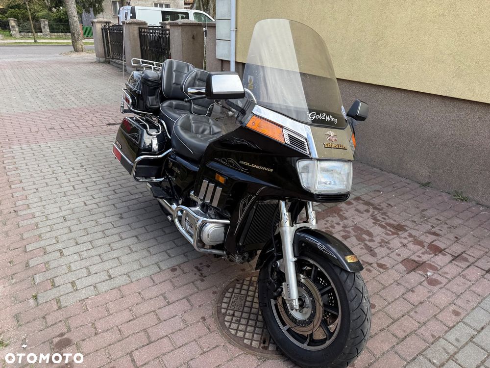 Honda GL - 6
