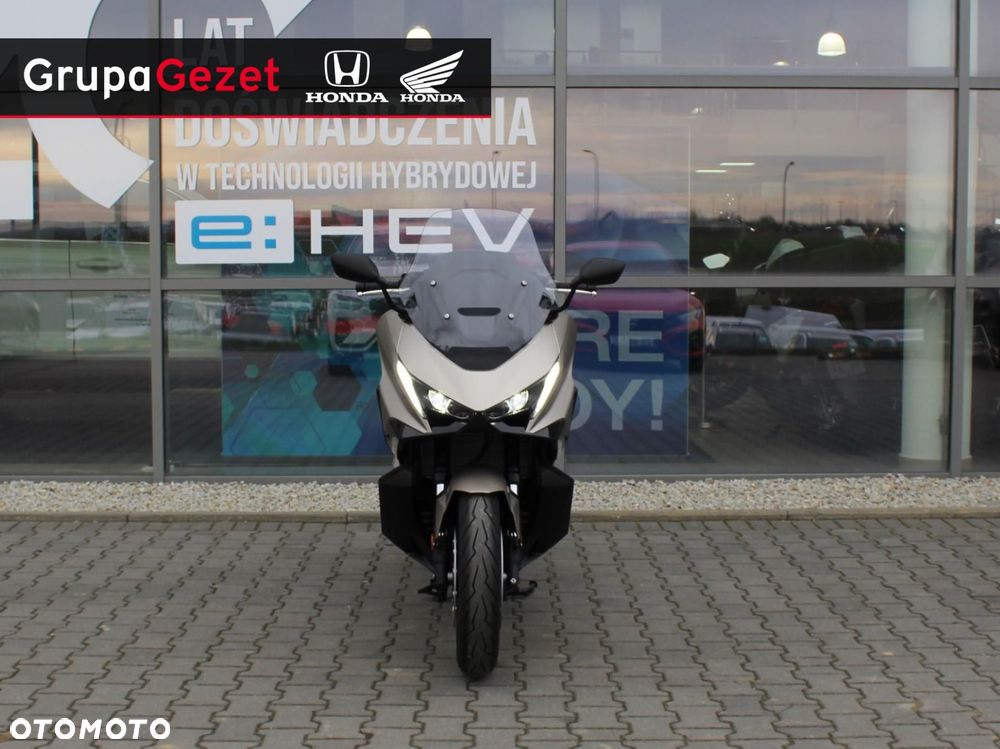 Honda NSS - 4