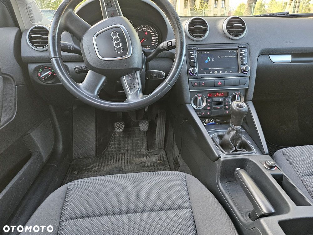 Audi A3 Sportback 2.0 TDI DPF Attraction - 6