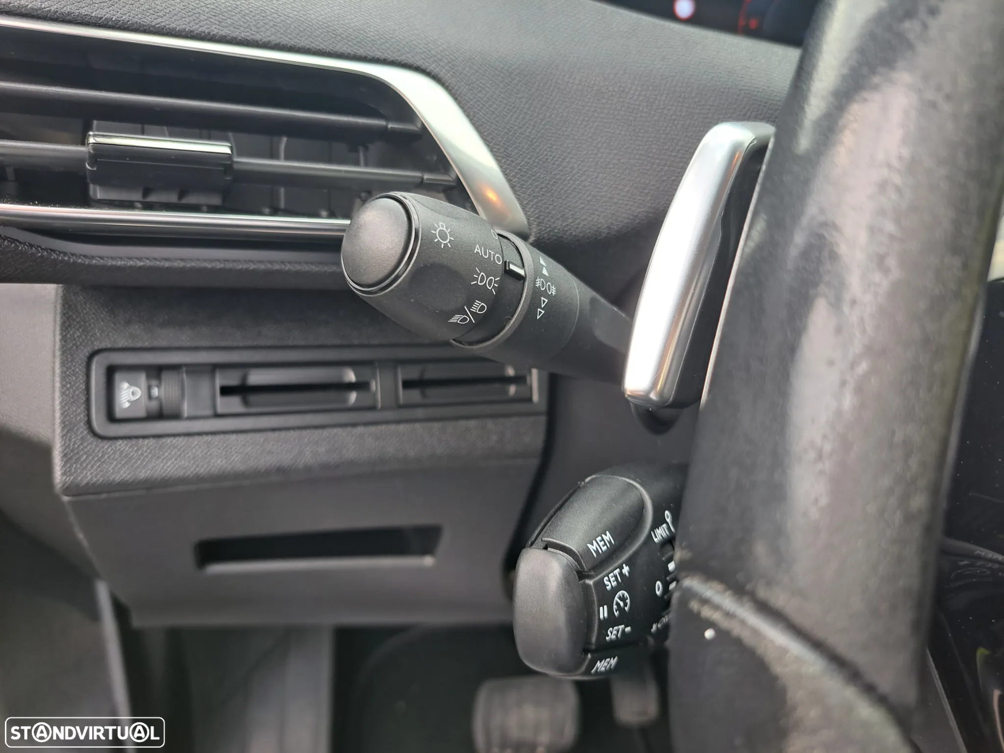 Peugeot 5008 1.5 BlueHDi Active Pack EAT8 - 14