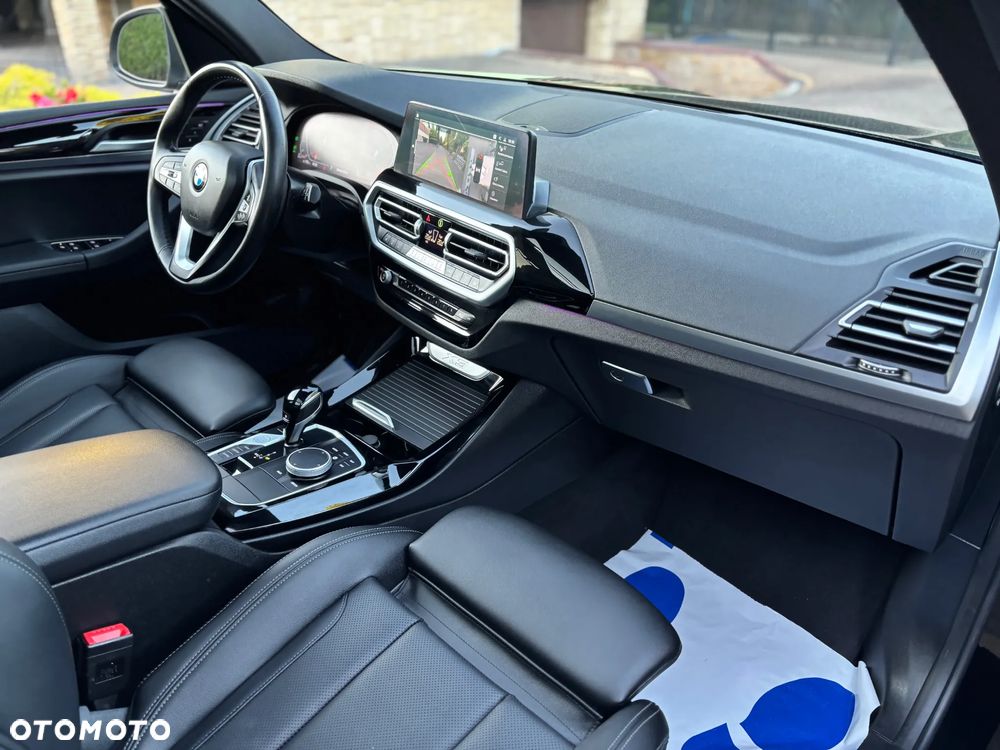 BMW X3 sDrive18d sport - 8