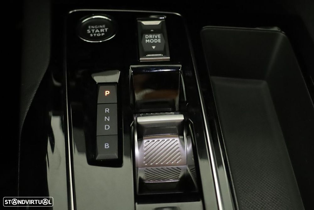 Peugeot 3008 1.6 Hybrid Allure e-EAT8 - 12