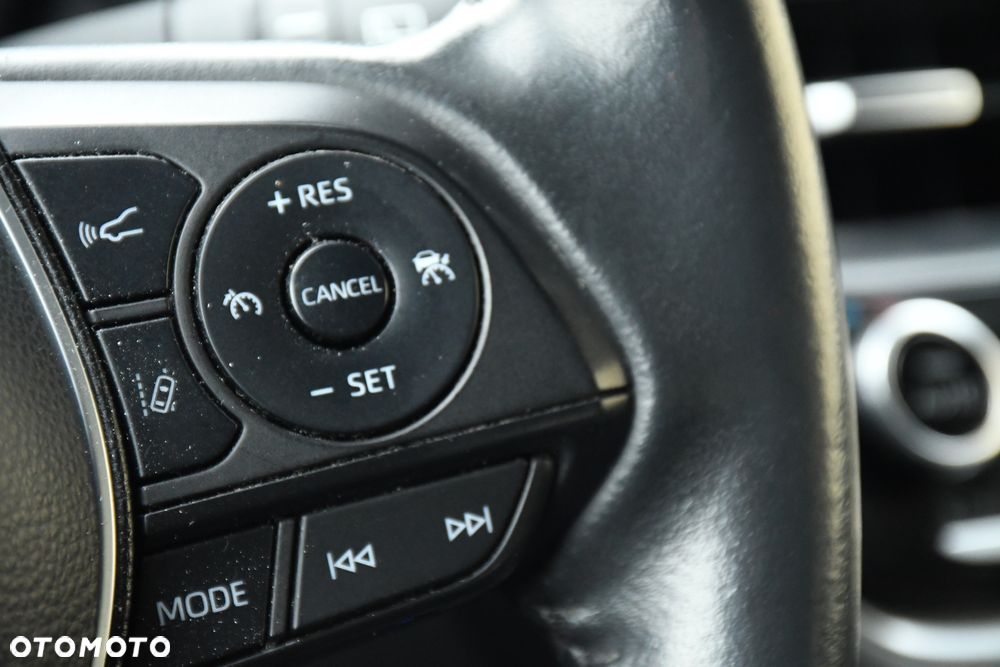 Toyota Corolla 1.8 Business Edition - 31