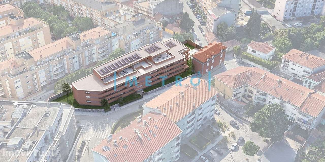 Apartamento T2 Venda em Ramalde,Porto - Grande imagem: 2/13