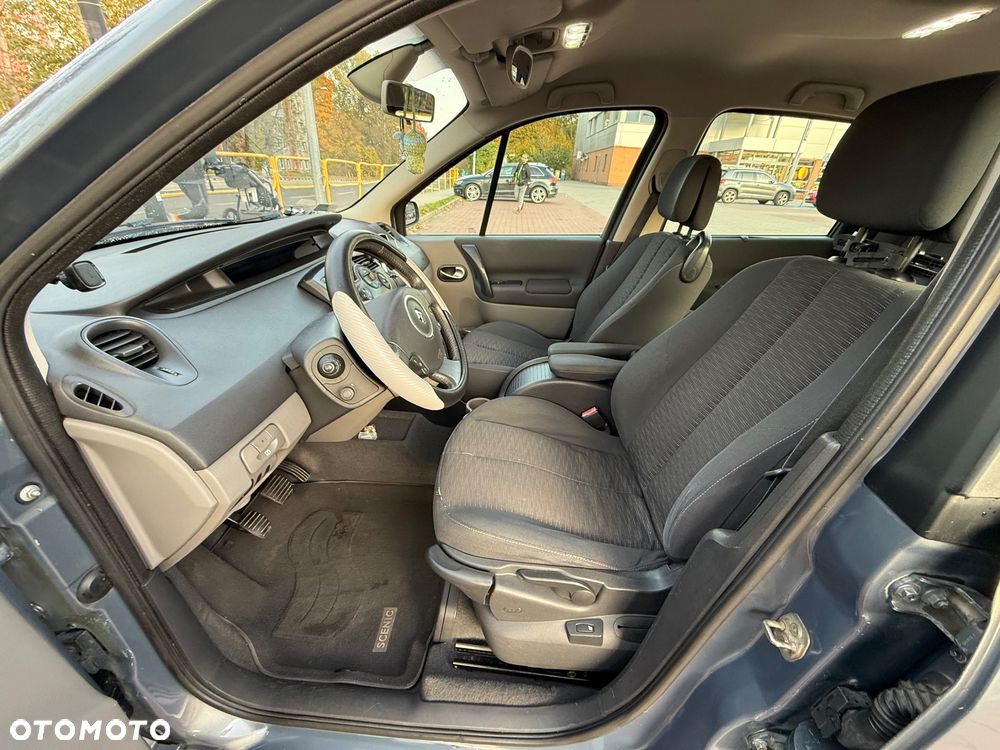 Renault Grand Scenic Gr 2.0 16V Emotion - 12