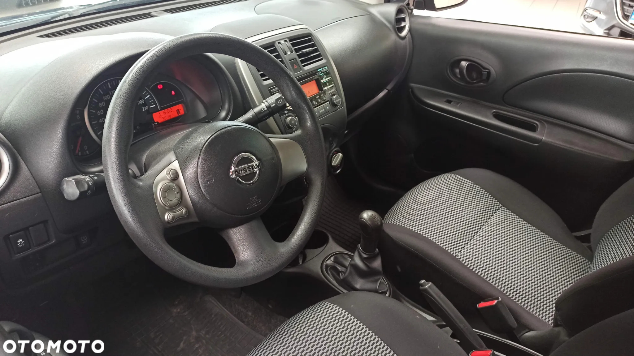 Nissan Micra 1.2 Tekna - 6
