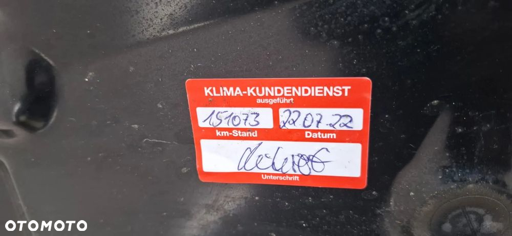 Toyota Avensis 1.8 Sol NAVI - 19