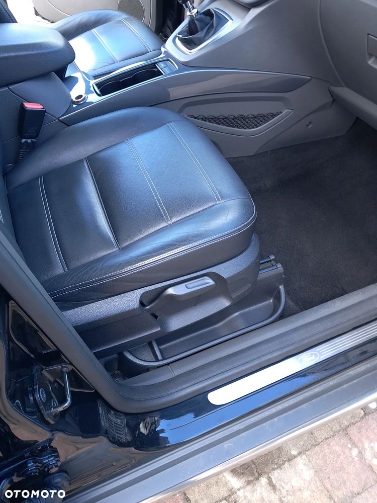 Ford Kuga 2.0 TDCi Titanium FWD - 15