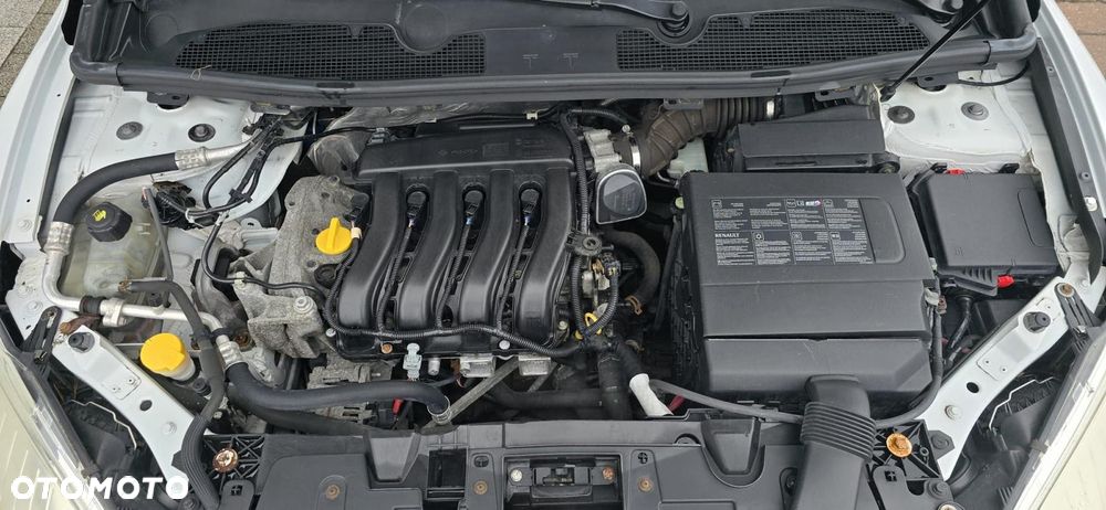 Renault Megane 1.6 16V Authentique - 6
