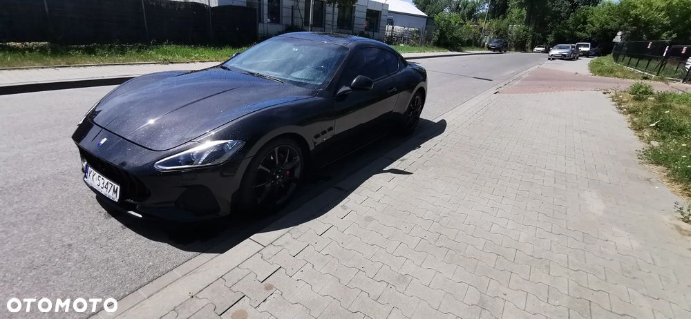 Maserati GranTurismo S Automat - 8