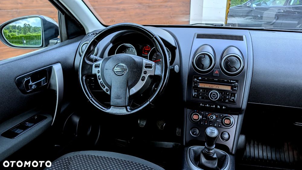 Nissan Qashqai 2.0 Tekna - 8