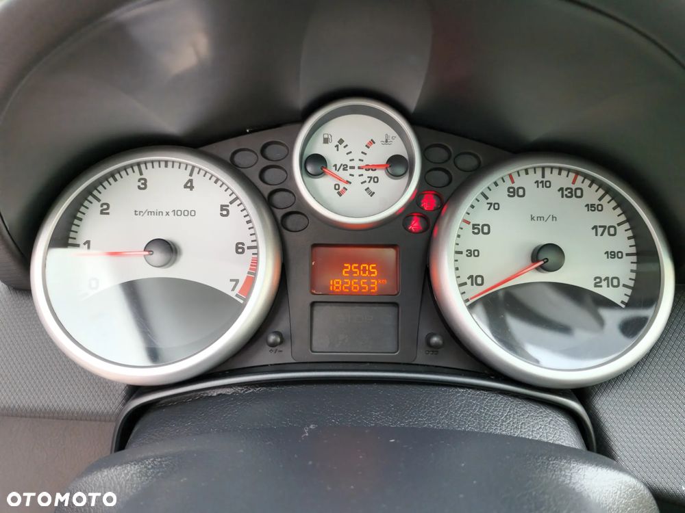 Peugeot 207 95 VTi Premium - 22