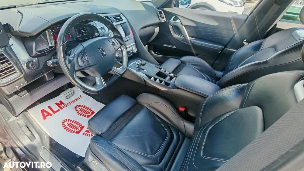 Citroën DS5 Hybrid4 EGS6 SportChic - 4