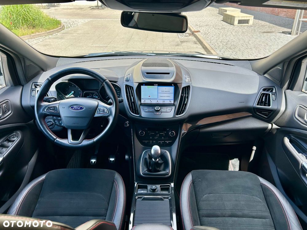 Ford Kuga 1.5 EcoBoost 2x4 Titanium - 29