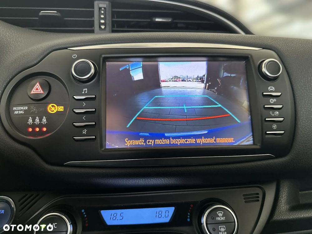 Toyota Yaris 1.5 VVT-i Selection - 25