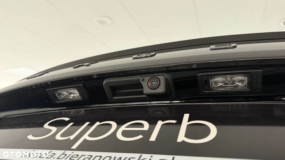 Skoda Superb 2.0 TSI Sportline DSG - 35