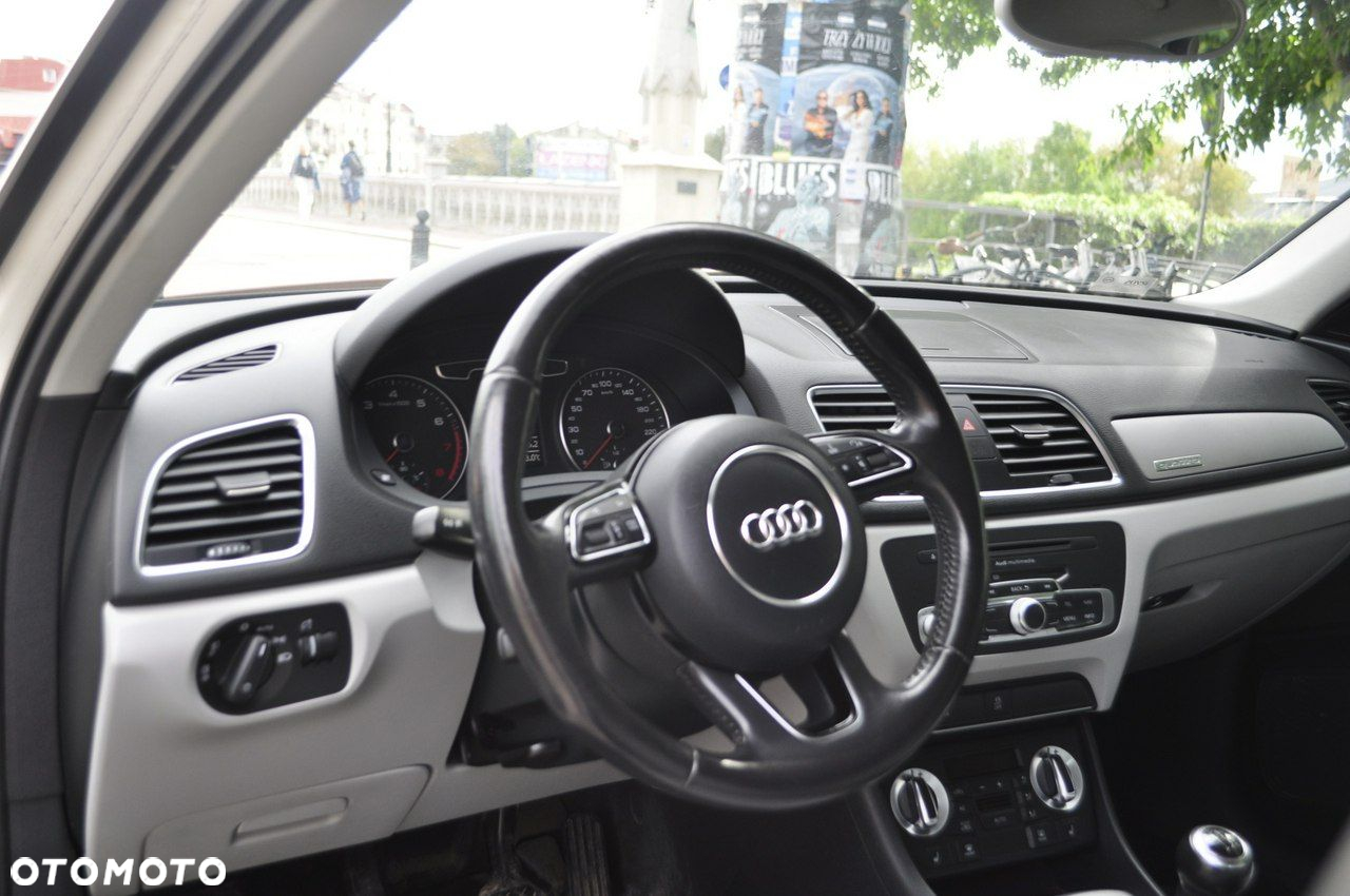 Audi Q3 2.0 TFSI Quattro - 9