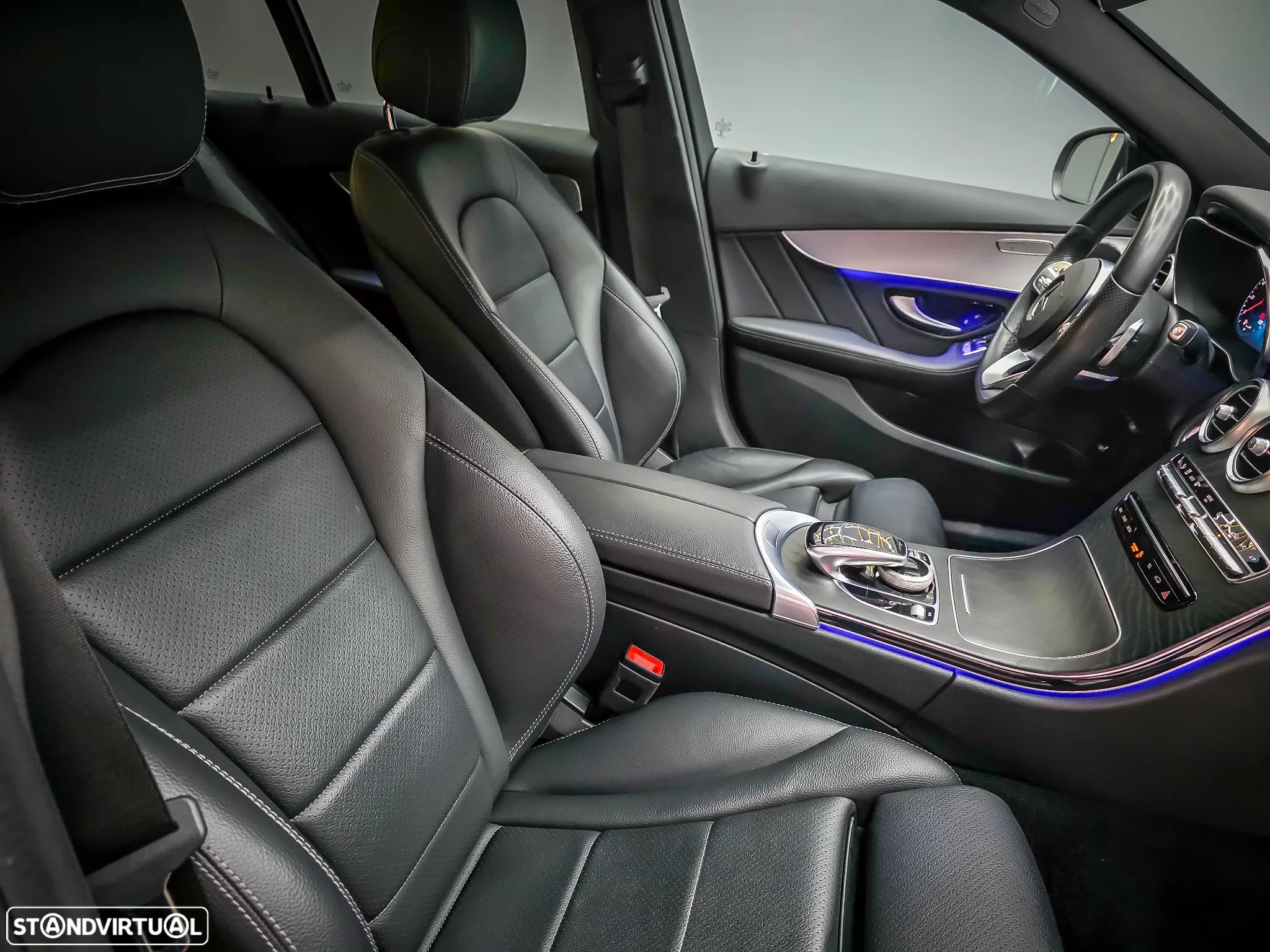 Mercedes-Benz C 300 de AMG Line - 21