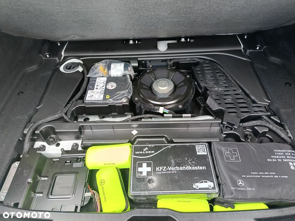 Mercedes-Benz Klasa A 35 AMG 4-Matic 7G-DCT - 11