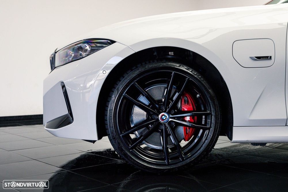 BMW 330 e Pack Desportivo M Auto - 6