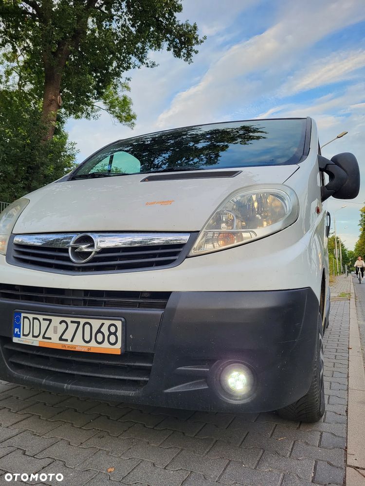 Opel Vivaro - 15