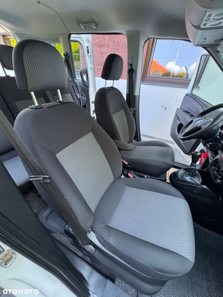 Fiat Doblo - 11